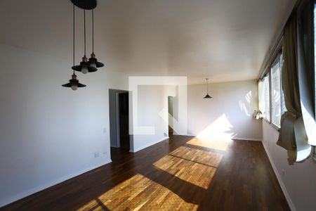 Sala de apartamento à venda com 3 quartos, 140m² em Vila Suzana, São Paulo