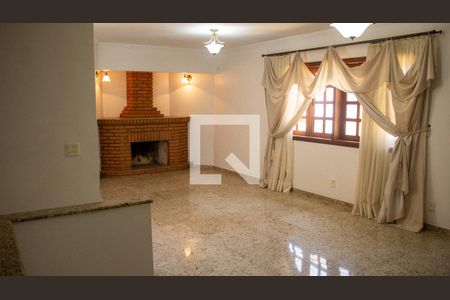 Sala de Estar de casa para alugar com 4 quartos, 351m² em Santa Luzia, Ribeirão Pires