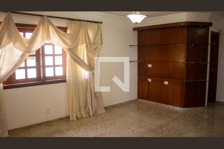 Sala de Estar de casa para alugar com 4 quartos, 351m² em Santa Luzia, Ribeirão Pires