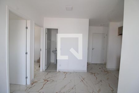 Sala / Cozinha de apartamento à venda com 2 quartos, 48m² em Vila Guaca, São Paulo