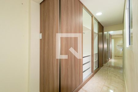 Closet - Quarto 1 de casa para alugar com 2 quartos, 540m² em Vila Prudente, São Paulo