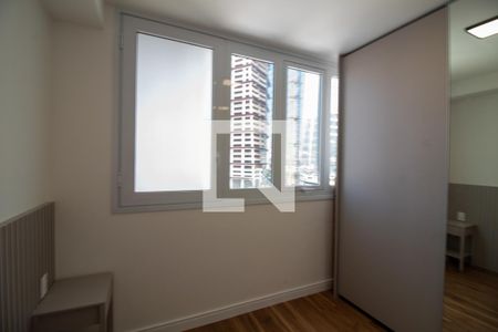 Suíte  de apartamento à venda com 1 quarto, 48m² em Vila Sao Francisco (zona Sul), São Paulo