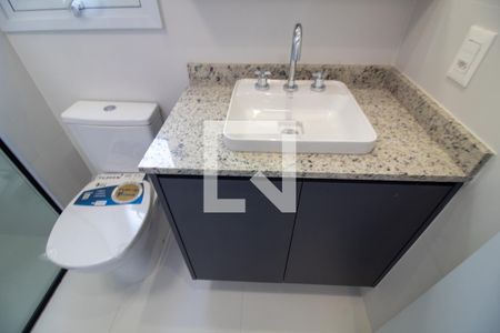 Banheiro da Suíte de apartamento à venda com 1 quarto, 48m² em Vila Sao Francisco (zona Sul), São Paulo