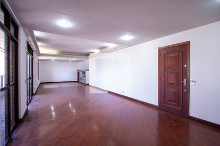 Sala de apartamento para alugar com 5 quartos, 500m² em Ingá, Niterói