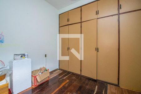 Casa à venda com 287m², 3 quartos e 3 vagas