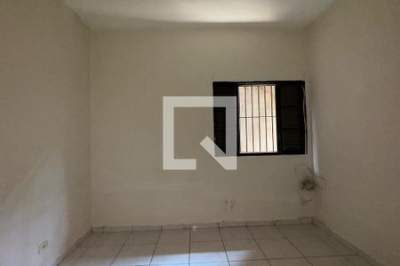 Quarto 1 de casa para alugar com 1 quarto, 35m² em Jardim Julio, Barueri