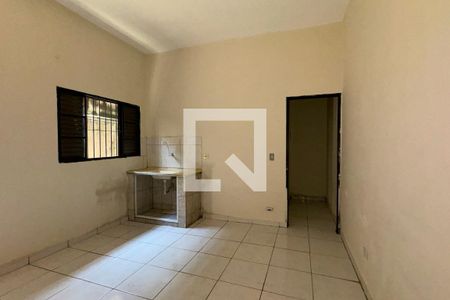 Sala/Cozinha de casa para alugar com 1 quarto, 35m² em Jardim Julio, Barueri