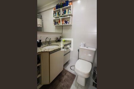 Banheiro da Suíte de apartamento para alugar com 2 quartos, 65m² em Menino Deus, Porto Alegre