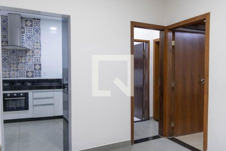 Sala 1 de casa à venda com 4 quartos, 300m² em João Pinheiro, Belo Horizonte