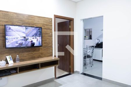 Sala 1 de casa à venda com 4 quartos, 300m² em João Pinheiro, Belo Horizonte