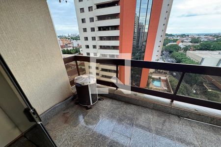 Sacada de apartamento para alugar com 3 quartos, 129m² em Centro, Ribeirão Preto