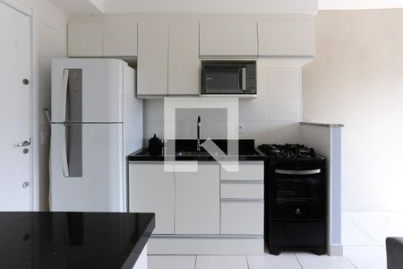 cozinha de apartamento para alugar com 1 quarto, 31m² em Ferreira, São Paulo