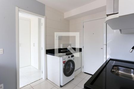 cozinha de apartamento para alugar com 1 quarto, 31m² em Ferreira, São Paulo