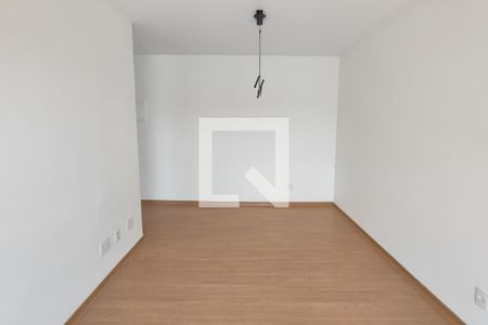 Sala de apartamento para alugar com 2 quartos, 70m² em Jardim Nova Europa, Campinas