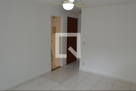 Sala de apartamento para alugar com 3 quartos, 55m² em Jacarepaguá, Rio de Janeiro