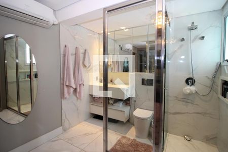 Apartamento à venda com 186m², 2 quartos e 3 vagas Apartamento à venda com 186m², 2 quartos e 3 vagasBanheiro Quarto 1