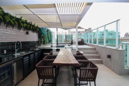 Apartamento à venda com 186m², 2 quartos e 3 vagas Apartamento à venda com 186m², 2 quartos e 3 vagasÁrea Externa