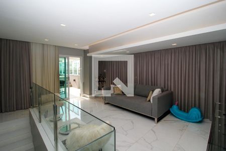 Apartamento à venda com 186m², 2 quartos e 3 vagas Apartamento à venda com 186m², 2 quartos e 3 vagasPiso superior