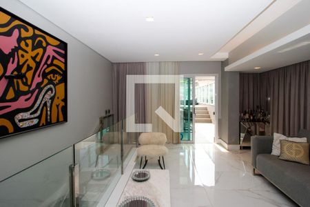 Apartamento à venda com 186m², 2 quartos e 3 vagas Apartamento à venda com 186m², 2 quartos e 3 vagasPiso superior