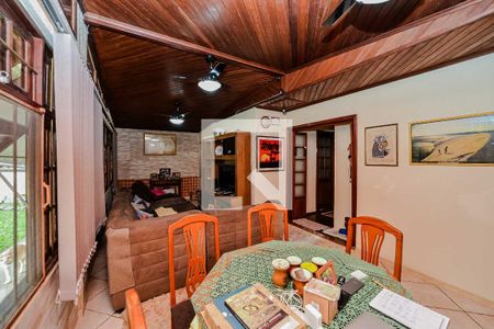 Sala de Estar de casa à venda com 3 quartos, 200m² em Rubem Berta, Porto Alegre