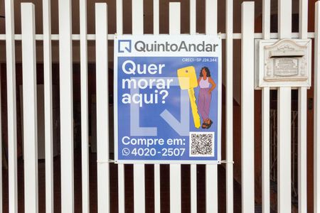 Casa à venda com 125m², 3 quartos e 3 vagas Casa à venda com 125m², 3 quartos e 3 vagasFachada