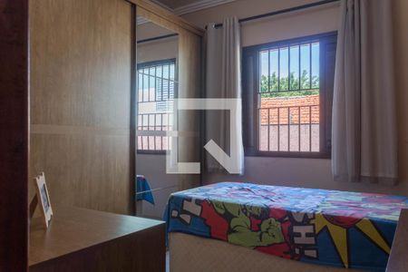 Casa à venda com 125m², 3 quartos e 3 vagas Casa à venda com 125m², 3 quartos e 3 vagasQuarto 2