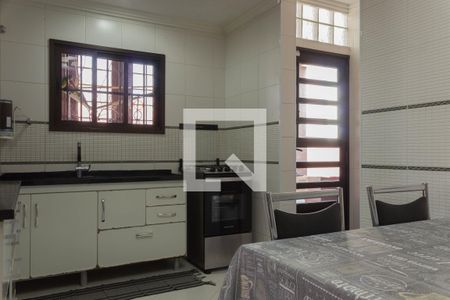 Casa à venda com 125m², 3 quartos e 3 vagas Casa à venda com 125m², 3 quartos e 3 vagasCozinha