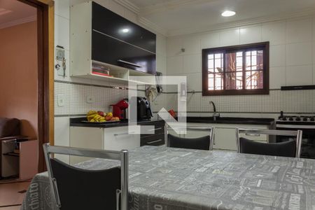 Casa à venda com 125m², 3 quartos e 3 vagas Casa à venda com 125m², 3 quartos e 3 vagasCozinha