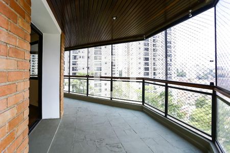 Varanda de apartamento para alugar com 4 quartos, 393m² em Jardim Parque Morumbi, São Paulo