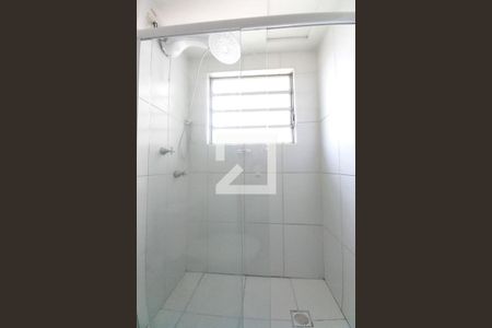 Banheiro de apartamento para alugar com 3 quartos, 60m² em Jardim Nova Europa, Campinas