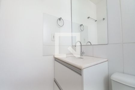 Banheiro de apartamento para alugar com 3 quartos, 60m² em Jardim Nova Europa, Campinas