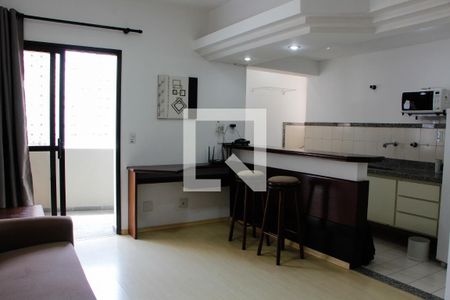 SALA de apartamento para alugar com 1 quarto, 58m² em Cambuí, Campinas