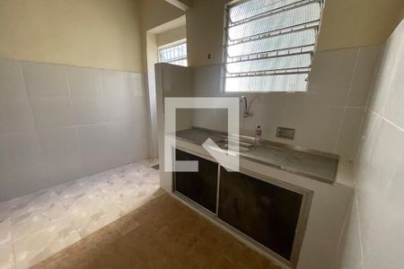 Cozinha de casa para alugar com 2 quartos, 59m² em Vila Flavia, Duque de Caxias