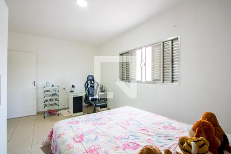 Quarto 1 de casa à venda com 3 quartos, 150m² em Jardim Moncoes, Santo André