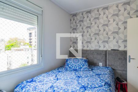 Quarto 1 de apartamento para alugar com 4 quartos, 94m² em Santa Cecília, Porto Alegre