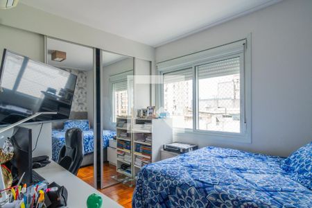 Quarto 1 de apartamento para alugar com 4 quartos, 94m² em Santa Cecília, Porto Alegre