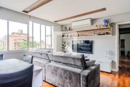 Sala de apartamento para alugar com 4 quartos, 94m² em Santa Cecília, Porto Alegre