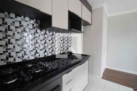 Apartamento à venda com 71m², 2 quartos e 2 vagas Apartamento à venda com 71m², 2 quartos e 2 vagasCozinha e Área de Serviço