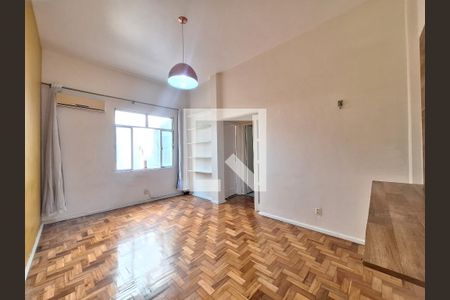 Sala de apartamento para alugar com 1 quarto, 50m² em Centro, Rio de Janeiro