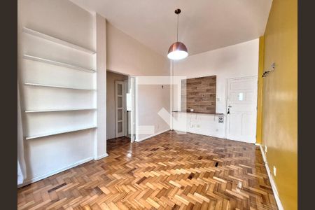 Sala de apartamento para alugar com 1 quarto, 50m² em Centro, Rio de Janeiro