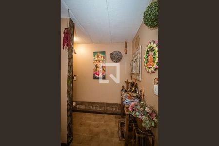 Casa à venda com 170m², 4 quartos e 3 vagas Casa à venda com 170m², 4 quartos e 3 vagasCorredor