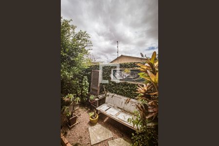 Casa à venda com 170m², 4 quartos e 3 vagas Casa à venda com 170m², 4 quartos e 3 vagasQuintal