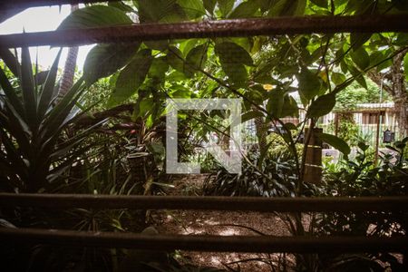 Casa à venda com 170m², 4 quartos e 3 vagas Casa à venda com 170m², 4 quartos e 3 vagasVista