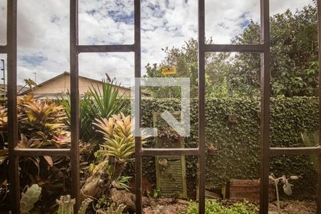 Casa à venda com 170m², 4 quartos e 3 vagas Casa à venda com 170m², 4 quartos e 3 vagasVista