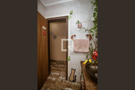 Casa à venda com 170m², 4 quartos e 3 vagas Casa à venda com 170m², 4 quartos e 3 vagasBanheiro 2