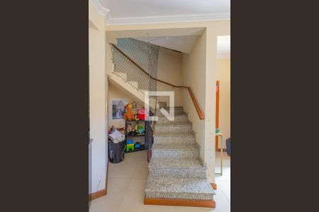 Escada de casa para alugar com 3 quartos, 180m² em Nossa Senhora das Gracas, Canoas