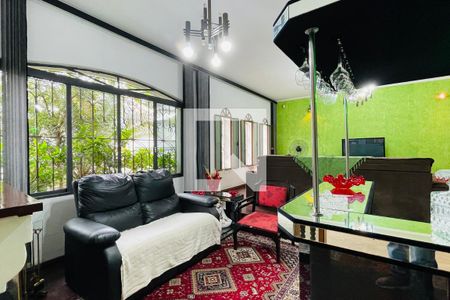 Sala de casa para alugar com 4 quartos, 300m² em Vila Galvão, Guarulhos