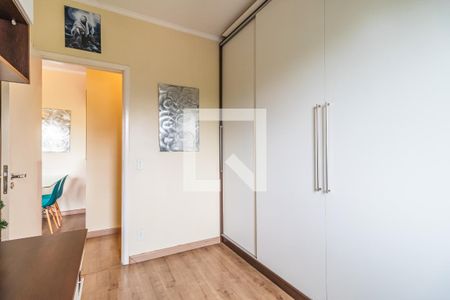 Quarto 1 de apartamento à venda com 2 quartos, 55m² em Jardim Tupanci, Barueri