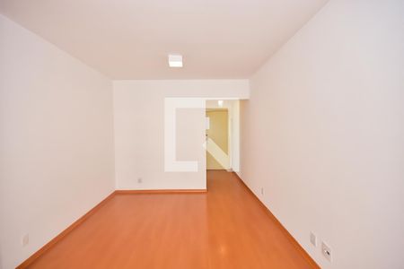 Sala de apartamento para alugar com 2 quartos, 68m² em Vila Progredior, São Paulo