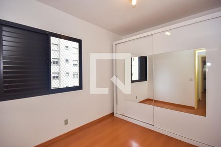 Quarto de apartamento para alugar com 2 quartos, 68m² em Vila Progredior, São Paulo